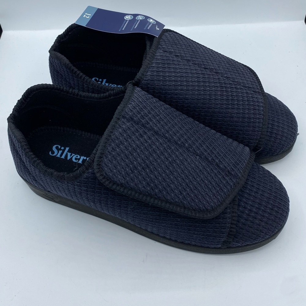Silverts Adaptive Blue Slip Resist Antimicrobial Slippers NWT navy‎ size 12